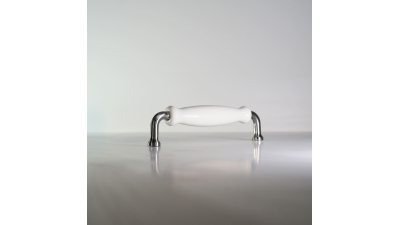 Poignée classique Liath porcelaine / aluminium brossé