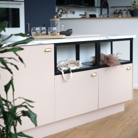 Colonne rose poudré mat 2 portes - 1 tiroir larg. 60cm x H156.6cm