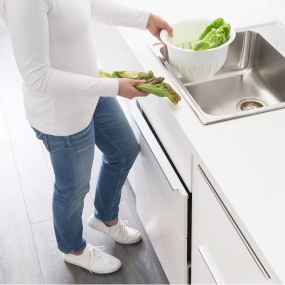 Système d'ouverture sans poignée pour meuble de cuisine