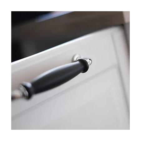 Cuisine moulurée couleur blanc satiné │ Mon Espace Maison